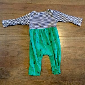 Tea collection baby girls romper 6-9m floral